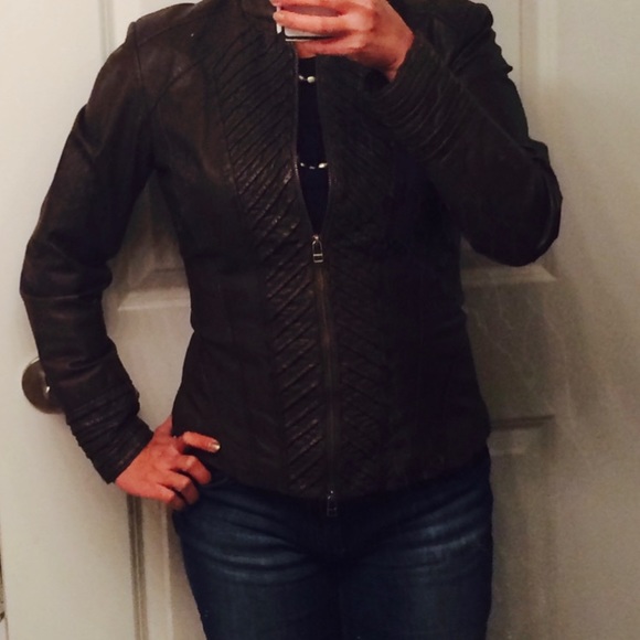 Like NEW Danier Leather Jacket | Graphite Color | Small - Picture 9 of 10